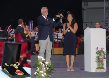 La Asociación de Amigos de la Música de Yecla recibe la Medalla de Oro de la ciudad