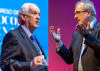 “Al profesor Carlos Fuente: se lo debo”