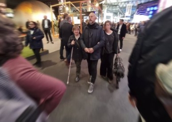 Fira de Barcelona hace más accesible el recinto de Gran Via a las personas ciegas