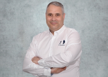 4foreverything ficha a Oscar Fanlo como Internacional Business Development Director