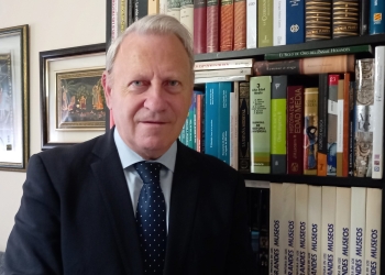 “La jefa de Protocolo de la Comunidad impuso su criterio con ahínco y defendió su postura”