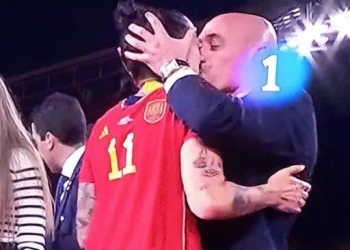 Nuevas opiniones de los expertos en protocolo tras la dimisión de Rubiales