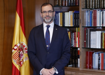 Camilo Villarino Marzo sustituye a Jaime Alfonsín Alfonso como nuevo jefe de la Casa de S.M. el Rey
