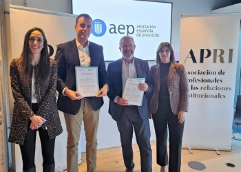 La AEP y la APRI firman un convenio para fortalecer las relaciones con las instituciones