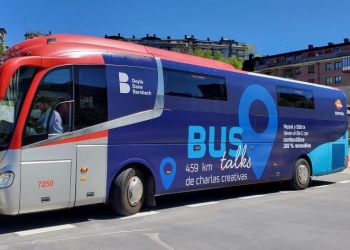 DDB y Repsol llevan a 100 publicistas al Día C 2024 con combustibles 100% renovables