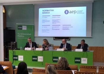 Almería acoge con gran éxito una mesa redonda sobre protocolo local