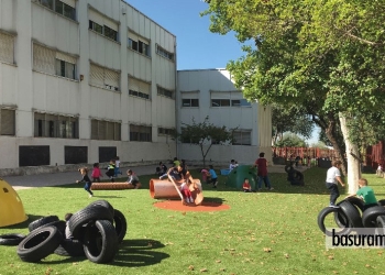 4foreverything y Basurama promueven la reutilización y revalorización de elementos desechables de eventos